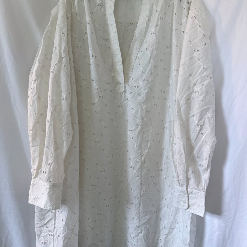 Banana Republic White Eyelet Tunic – Women’s XXL
